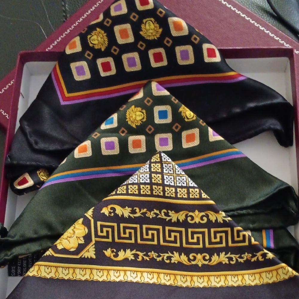 Atelier Versace   3 Black and Gold Scarfs SCARVES NWOT P0CKET 16x16in.apox